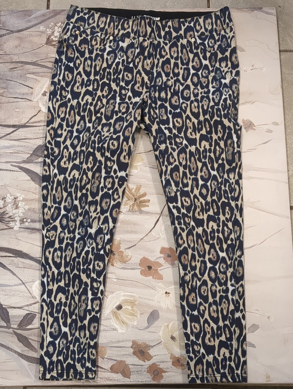 Luxe Navy and Cream Leopard Print Jeggings